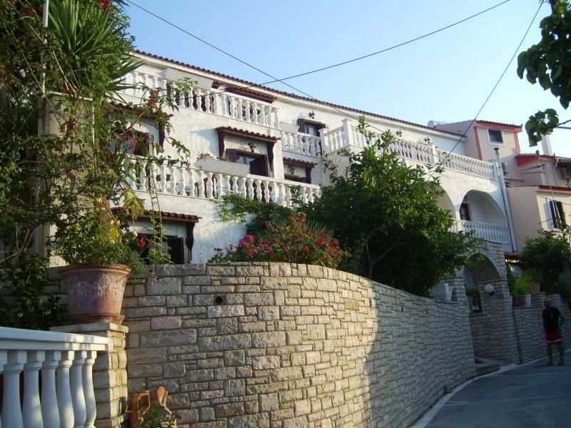 Anthemis Rooms Kokkari Exterior photo